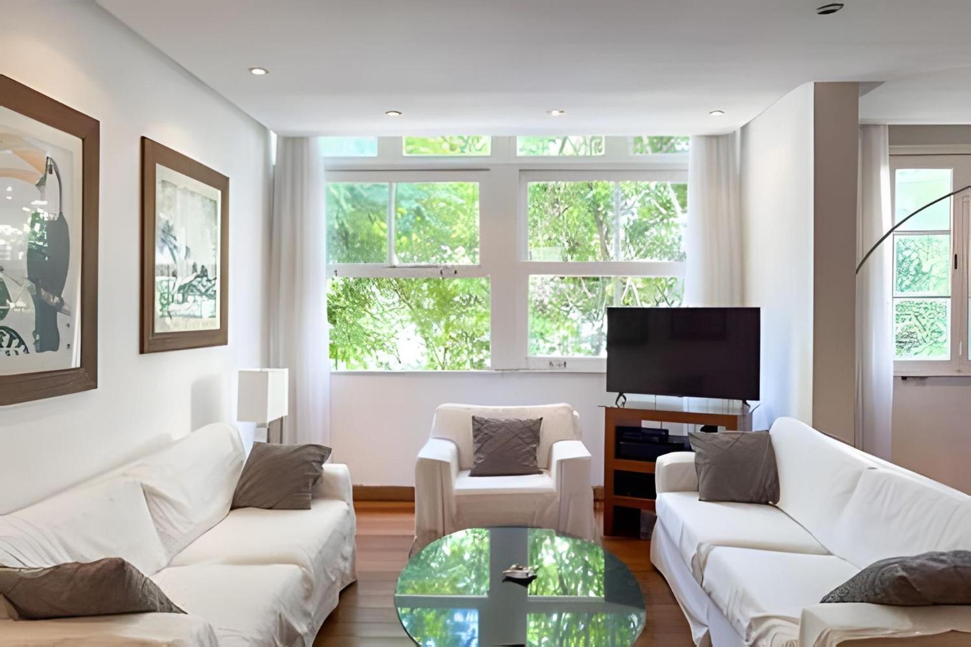 Hr.254 - Charmoso Apartamento De 2 Quartos Para Temporada Em Ipanema, 78m2 *