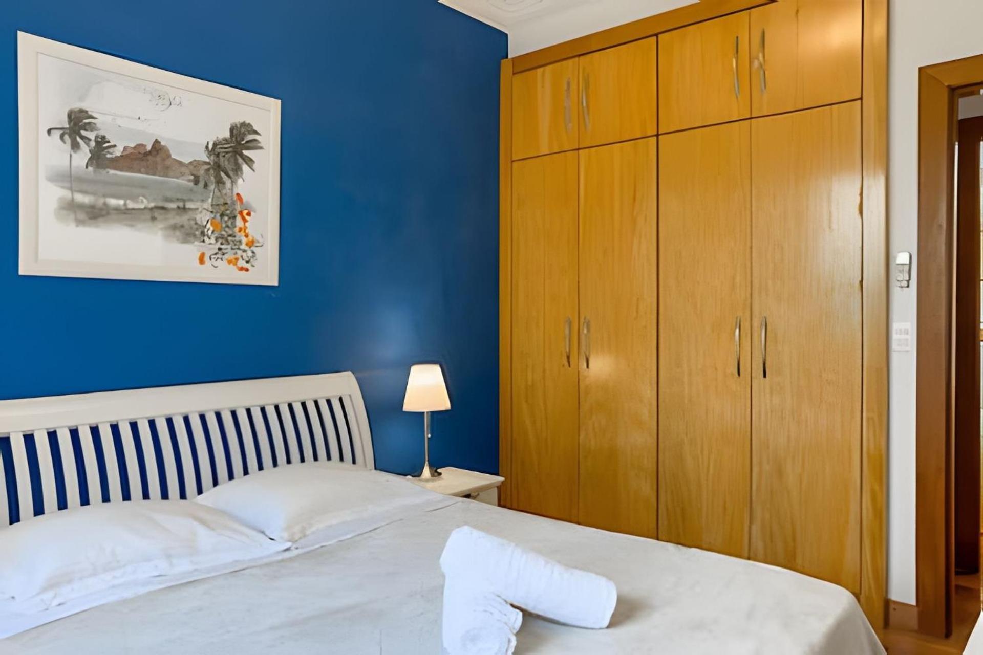 Hr.254 - Charmoso Apartamento De 2 Quartos Para Temporada Em Ipanema, 78m2 Apartamento